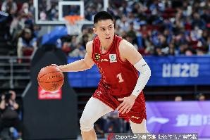 开云体育官网-周琦惊艳复出 陈盈骏火力全开 北京男篮拔得头筹抢占晋级先机