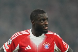 开云体育-德媒：皇马巴黎有意+德转身价上涨，导致于帕能够索要更高薪资