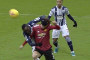 开云体育官网-迪亚涅捂眼中卫冲顶 索帅：马圭尔同款进球就被吹